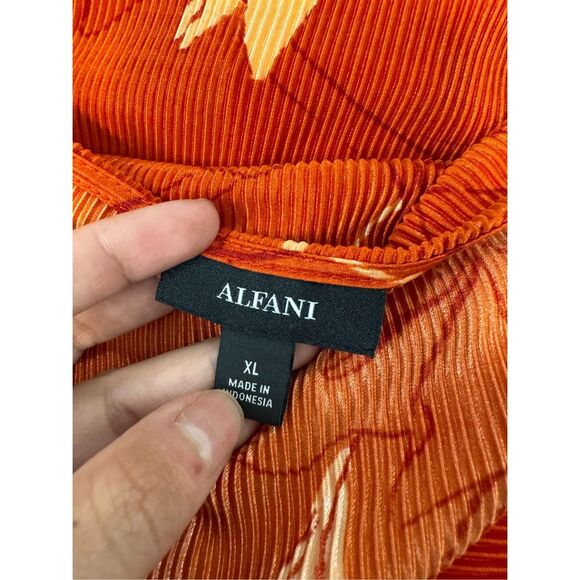 Alfani Red and Orange Floral Blouse - Picture 5 of 7